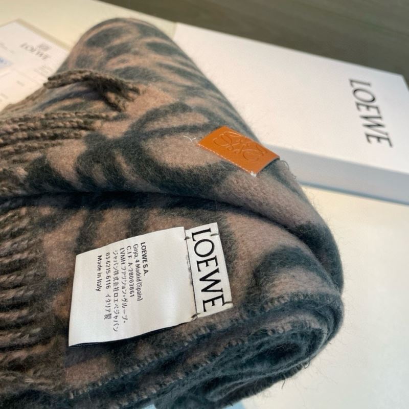 Loewe Scarf